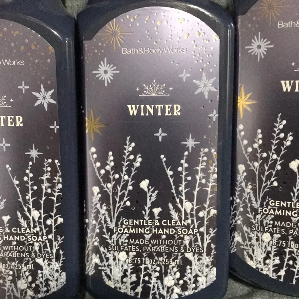 White Barn / Bath & Body Works- Winter - Picture 2 of 3